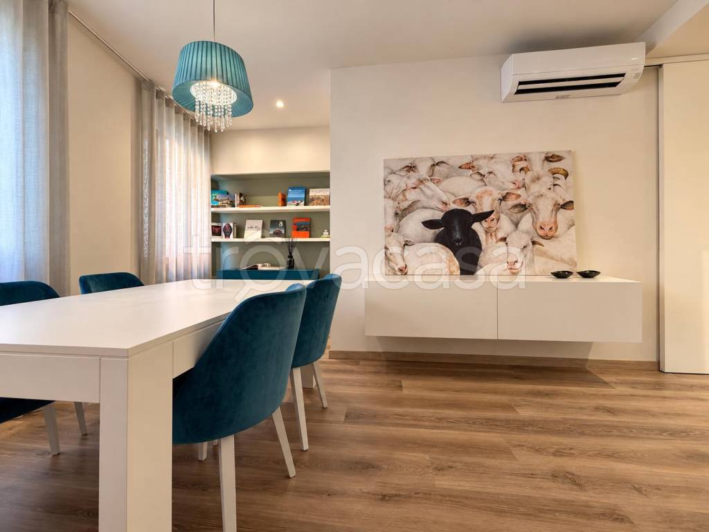 appartamento in vendita a Sirmione