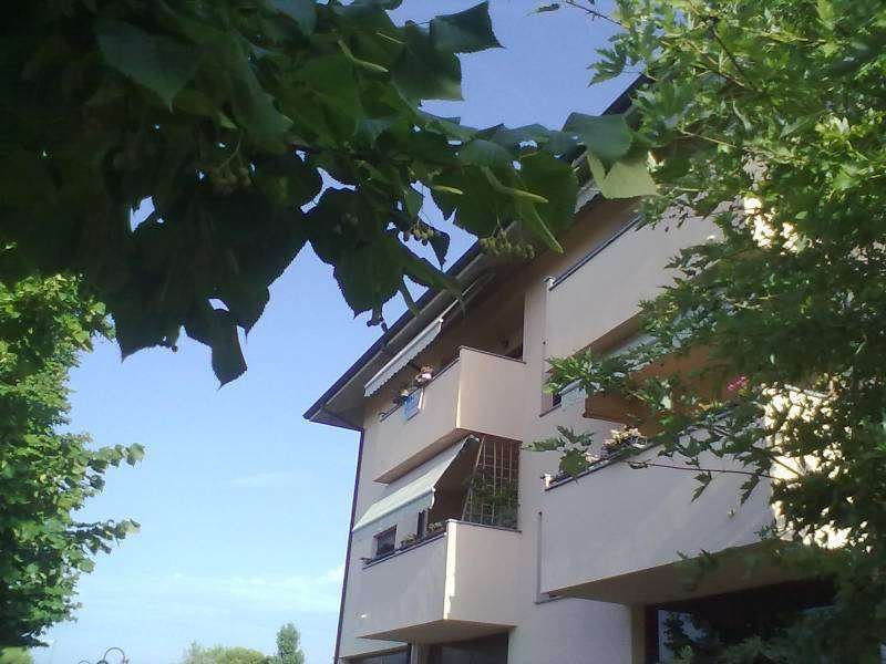 appartamento in vendita a Sirmione in zona Colombare
