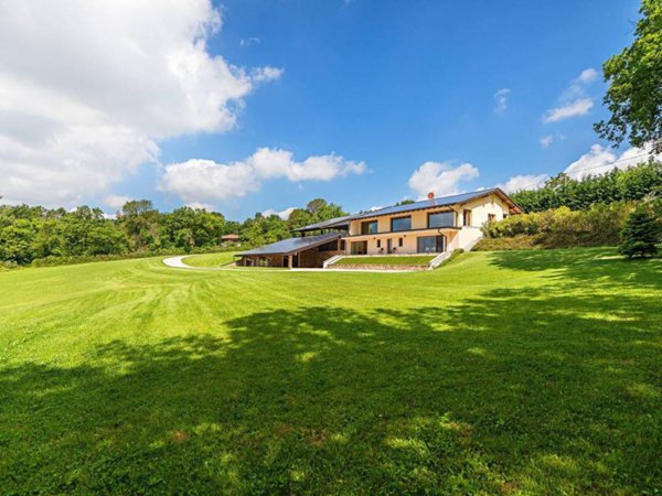 casa indipendente in vendita a Soiano del Lago