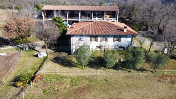 casa indipendente in vendita a Soiano del Lago