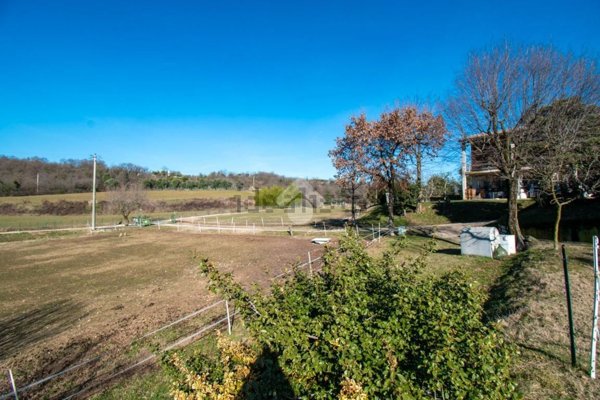casa indipendente in vendita a Soiano del Lago
