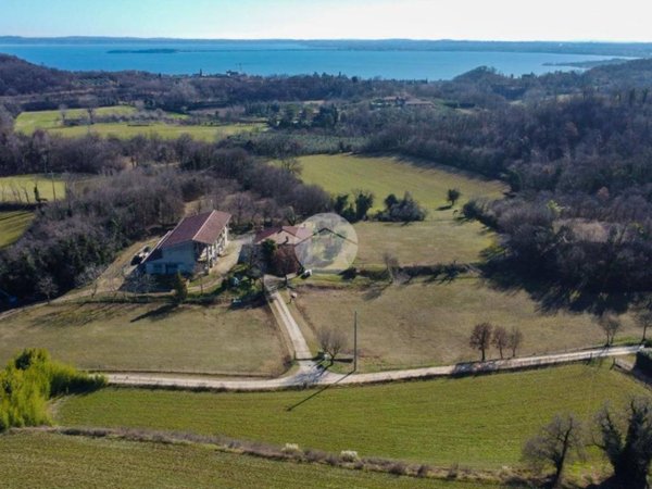 casa indipendente in vendita a Soiano del Lago