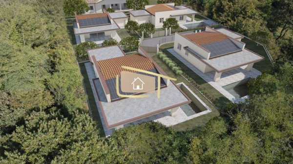 casa indipendente in vendita a Soiano del Lago