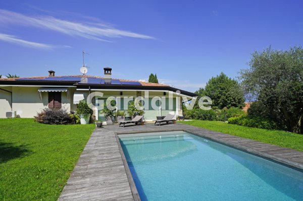 casa indipendente in vendita a Soiano del Lago