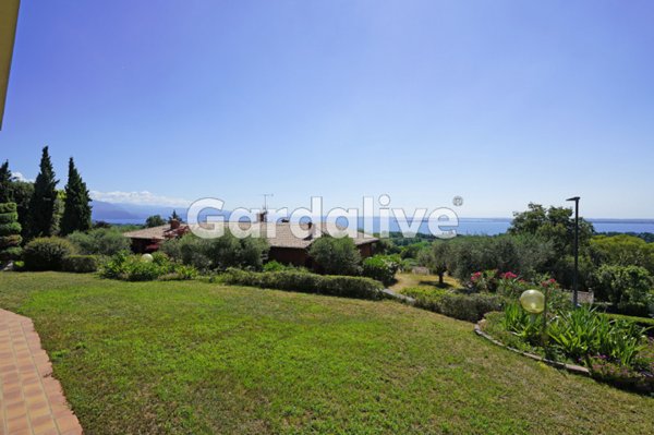 casa indipendente in vendita a Soiano del Lago