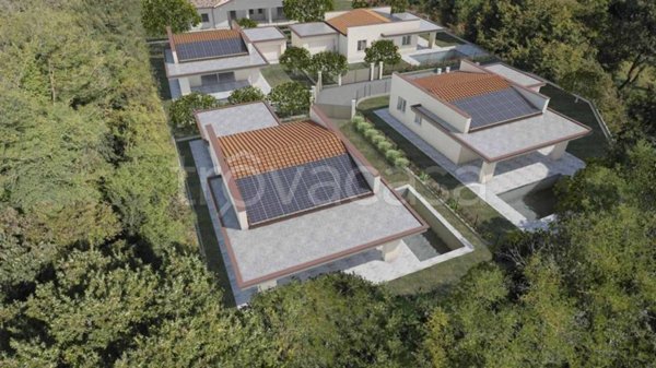 casa indipendente in vendita a Soiano del Lago