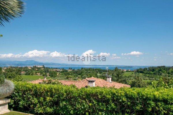 casa indipendente in vendita a Soiano del Lago
