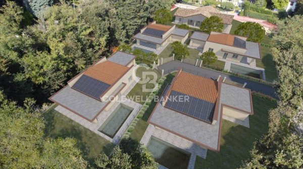 casa indipendente in vendita a Soiano del Lago