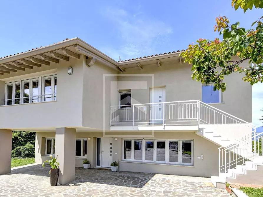 casa indipendente in vendita a Soiano del Lago