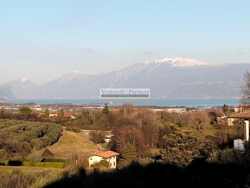 villa in vendita a Soiano del Lago