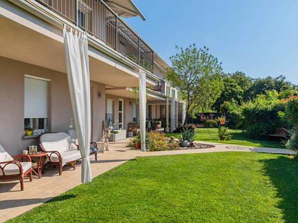 casa indipendente in vendita a Soiano del Lago