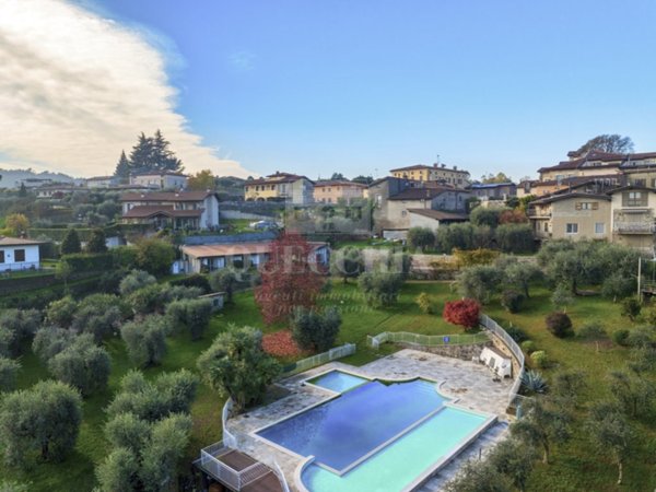 casa indipendente in vendita a Soiano del Lago