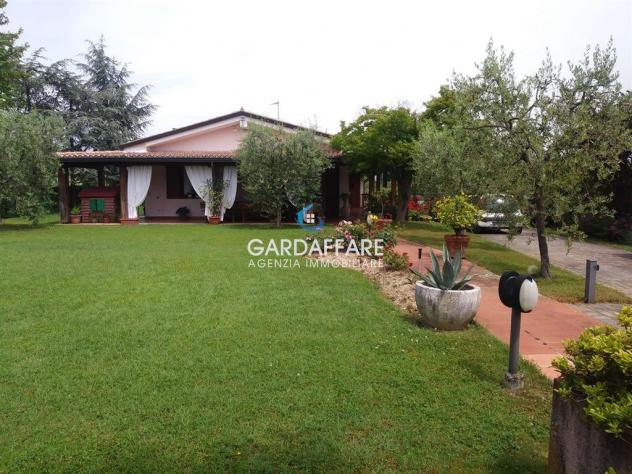 casa indipendente in vendita a Soiano del Lago