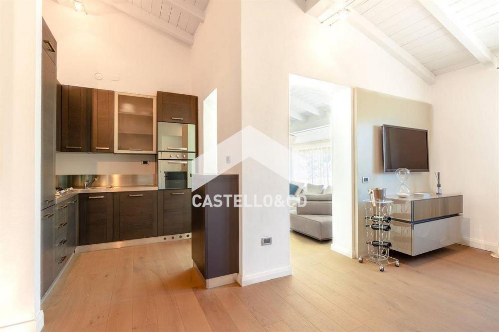 casa indipendente in vendita a Soiano del Lago