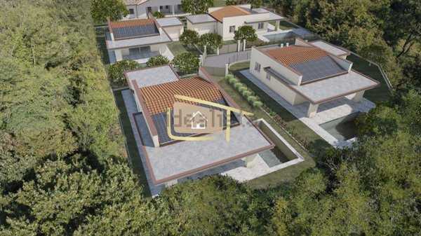 casa indipendente in vendita a Soiano del Lago