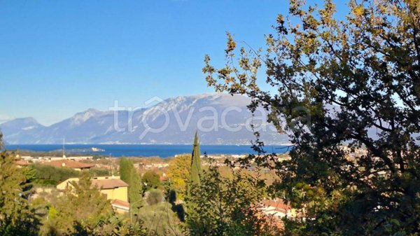 casa indipendente in vendita a Soiano del Lago