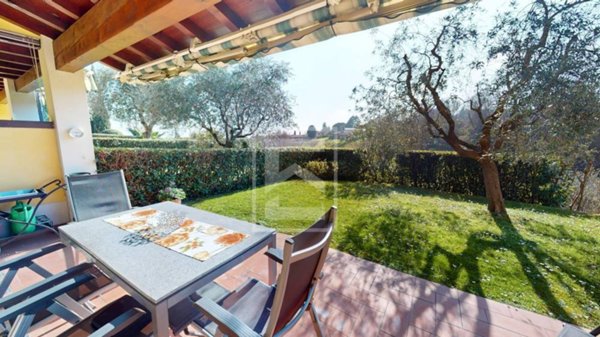 casa indipendente in vendita a Soiano del Lago