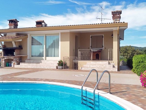 casa indipendente in vendita a Soiano del Lago