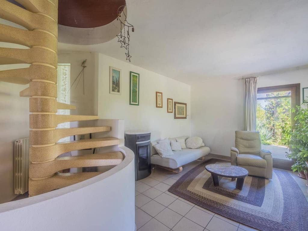 casa indipendente in vendita a Soiano del Lago