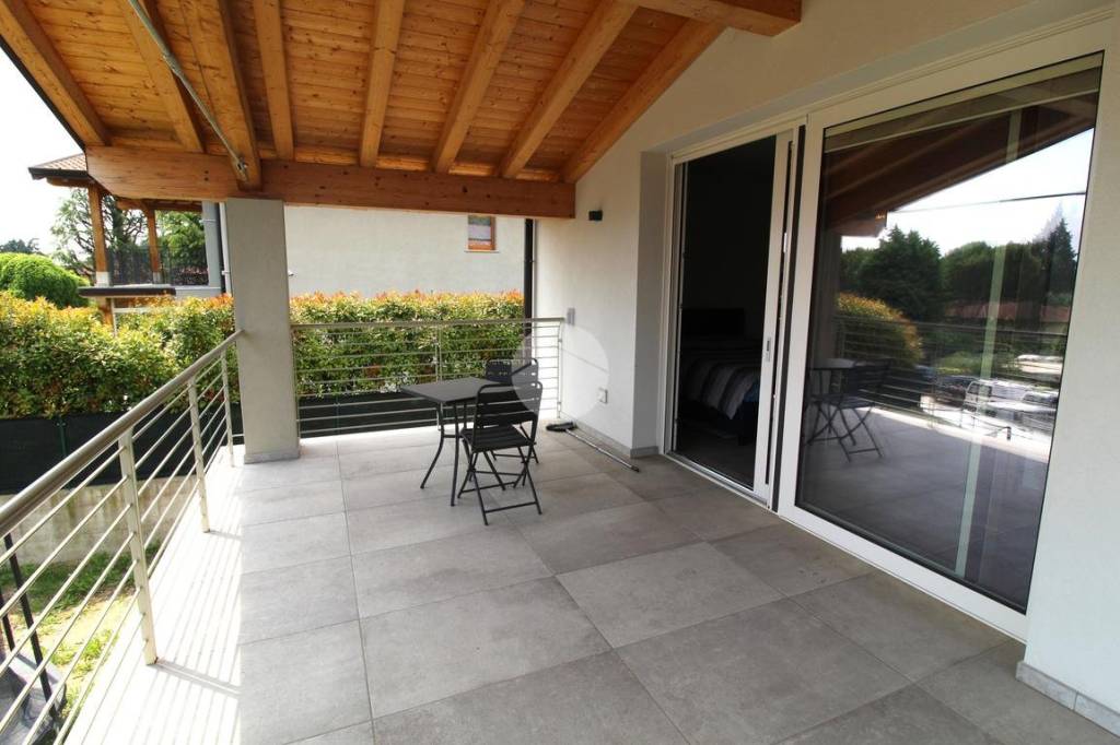 casa indipendente in vendita a Soiano del Lago