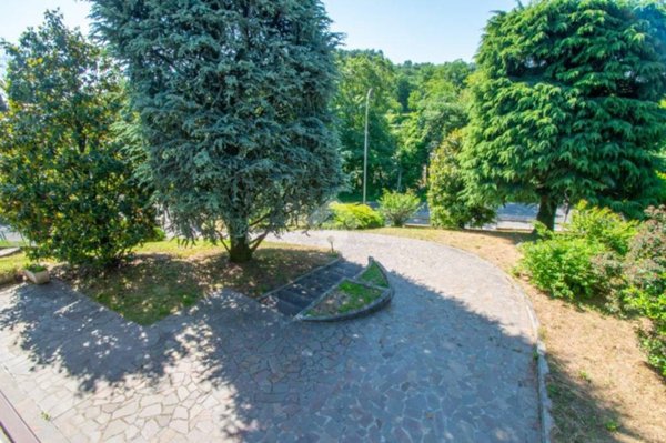 casa indipendente in vendita a Soiano del Lago