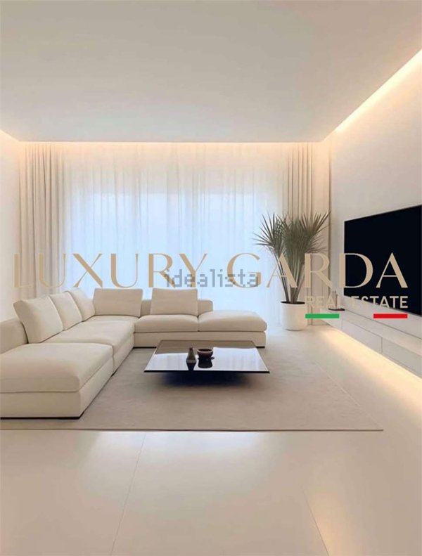 casa indipendente in vendita a Soiano del Lago