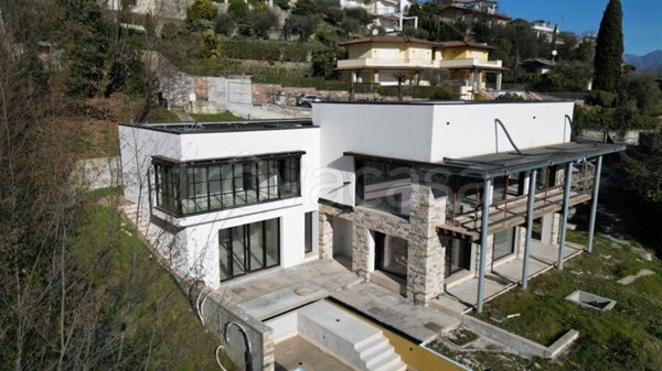 casa indipendente in vendita a Soiano del Lago