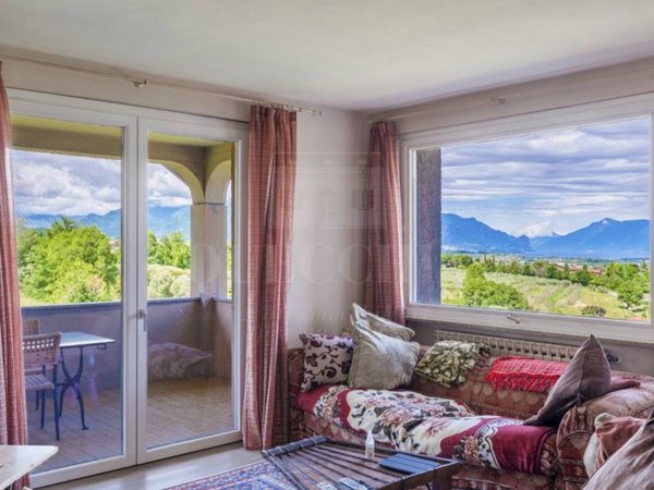 casa indipendente in vendita a Soiano del Lago