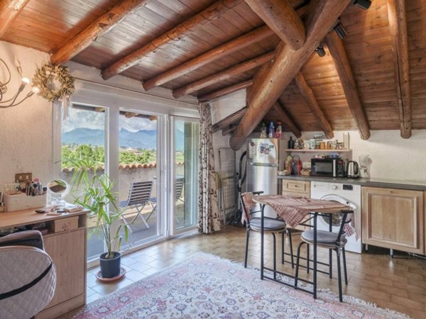 casa indipendente in vendita a Soiano del Lago