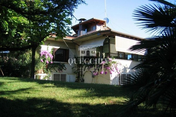 casa indipendente in vendita a Soiano del Lago