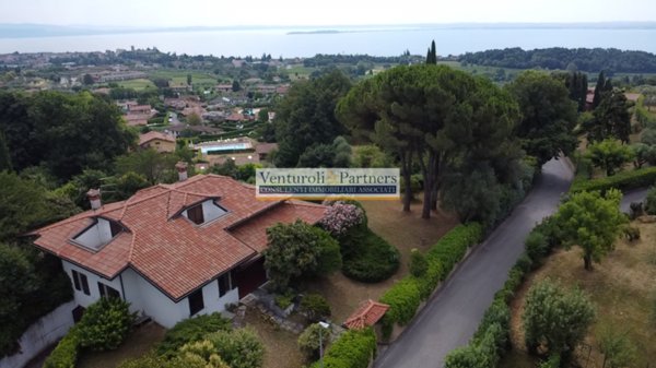 casa indipendente in vendita a Soiano del Lago