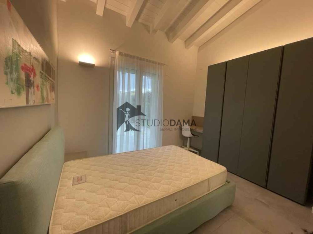 casa indipendente in vendita a Soiano del Lago