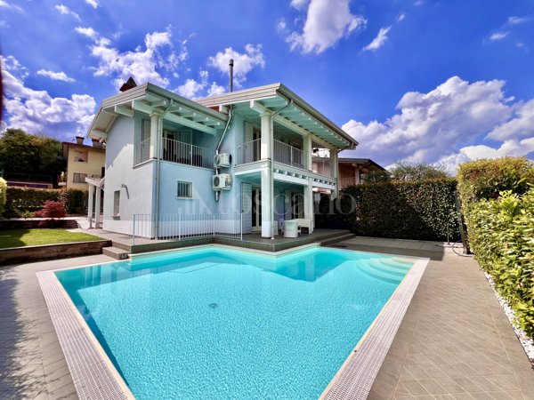 casa indipendente in vendita a Soiano del Lago