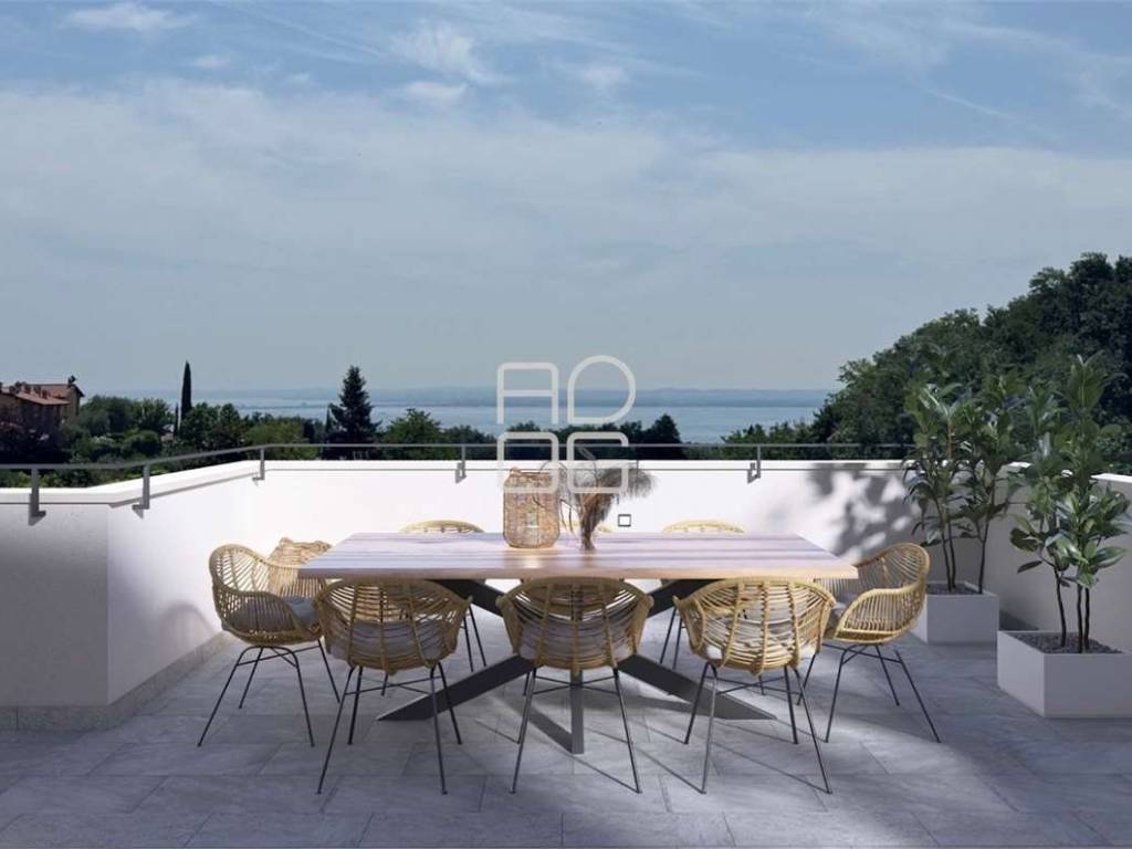 casa indipendente in vendita a Soiano del Lago