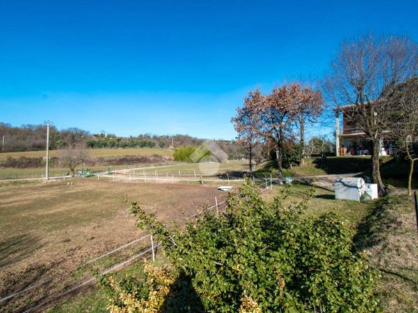 casa indipendente in vendita a Soiano del Lago