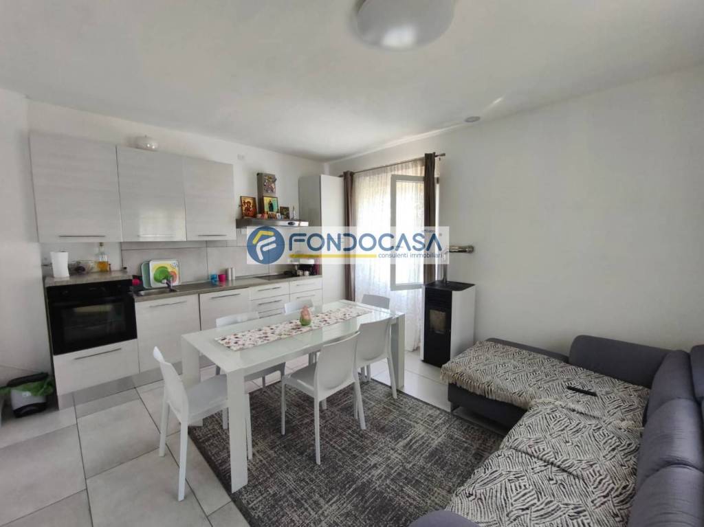 casa indipendente in vendita a Soiano del Lago