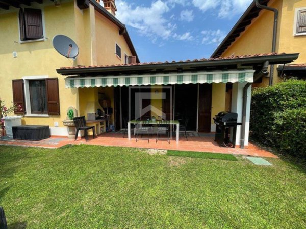 casa indipendente in vendita a Soiano del Lago