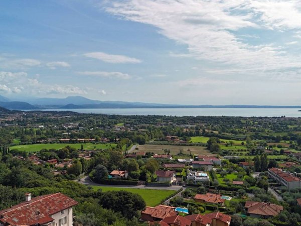 casa indipendente in vendita a Soiano del Lago