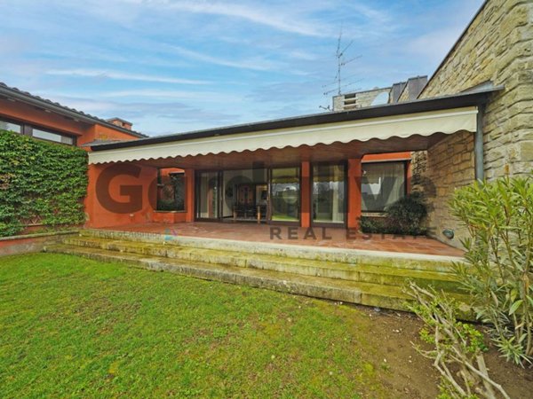 casa indipendente in vendita a Soiano del Lago