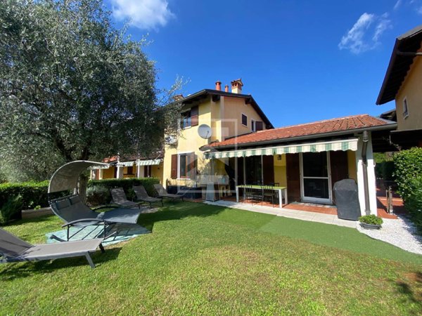 casa indipendente in vendita a Soiano del Lago