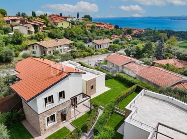 casa indipendente in vendita a Soiano del Lago