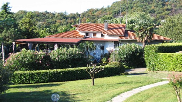 casa indipendente in vendita a Soiano del Lago