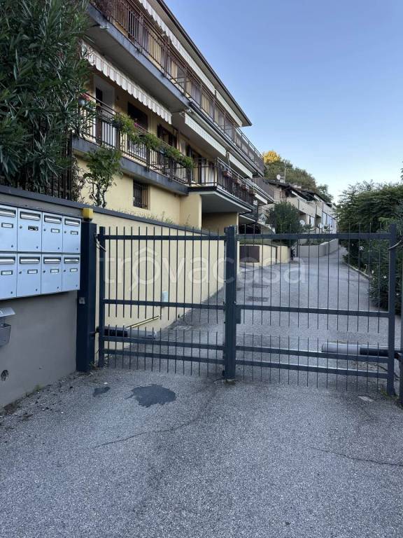 appartamento in vendita a Soiano del Lago