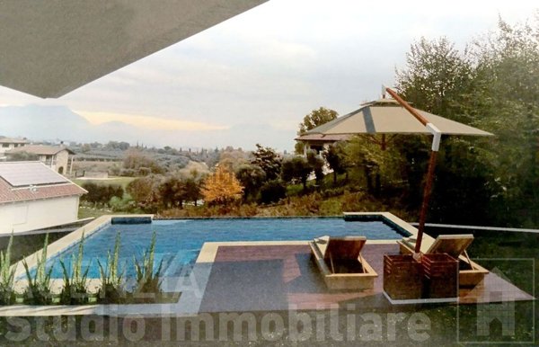 casa indipendente in vendita a Soiano del Lago