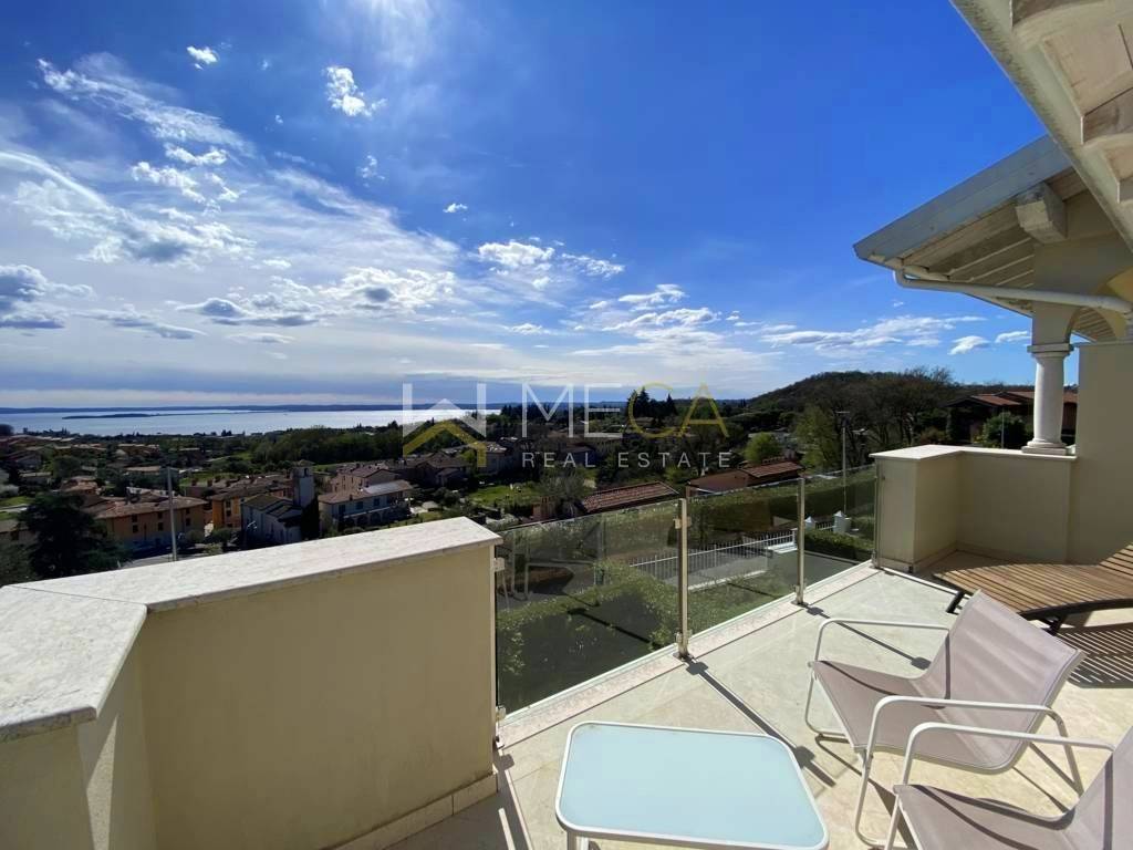 casa indipendente in vendita a Soiano del Lago