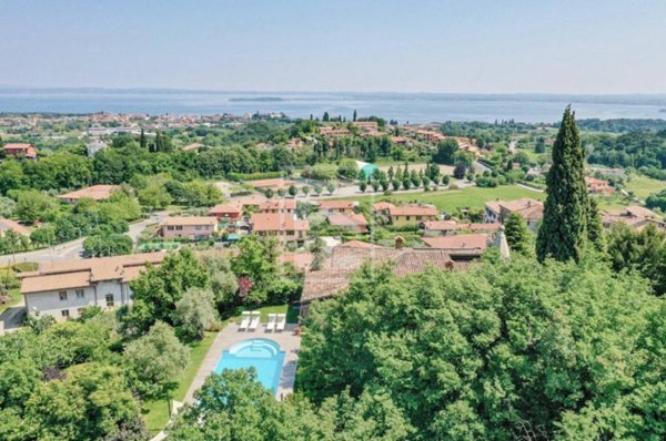 casa indipendente in vendita a Soiano del Lago