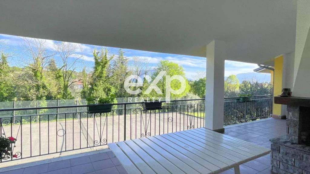 appartamento in vendita a Soiano del Lago