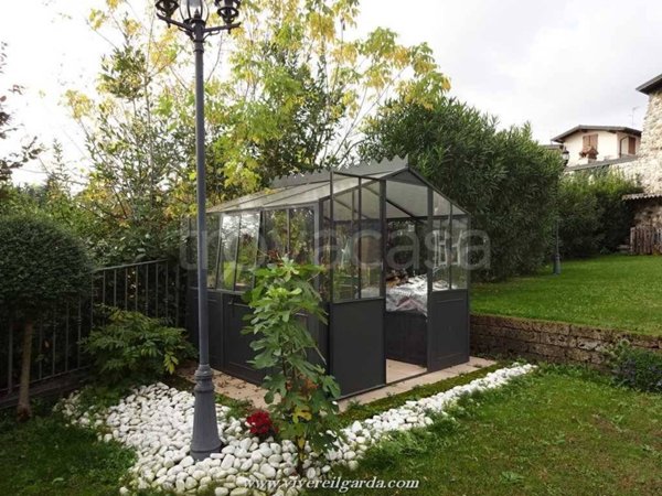 casa indipendente in vendita a Soiano del Lago