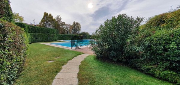 casa indipendente in vendita a Soiano del Lago