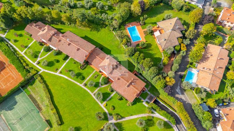 casa indipendente in vendita a Soiano del Lago